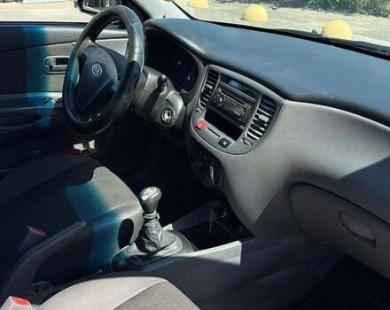 Синий Киа Рио, объемом двигателя 1.4 л и пробегом 172 тыс. км за 4200 $, фото 16 на Automoto.ua