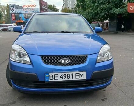 Синий Киа Рио, объемом двигателя 1.4 л и пробегом 159 тыс. км за 5800 $, фото 1 на Automoto.ua