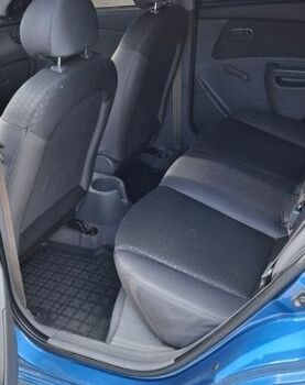 Синий Киа Рио, объемом двигателя 1.4 л и пробегом 179 тыс. км за 3900 $, фото 10 на Automoto.ua