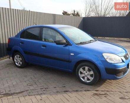 Синий Киа Рио, объемом двигателя 1.4 л и пробегом 171 тыс. км за 3500 $, фото 1 на Automoto.ua
