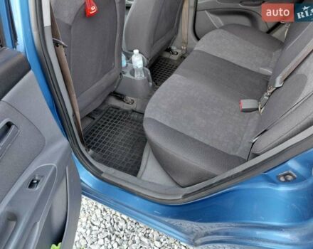Синий Киа Рио, объемом двигателя 1.4 л и пробегом 279 тыс. км за 5000 $, фото 15 на Automoto.ua