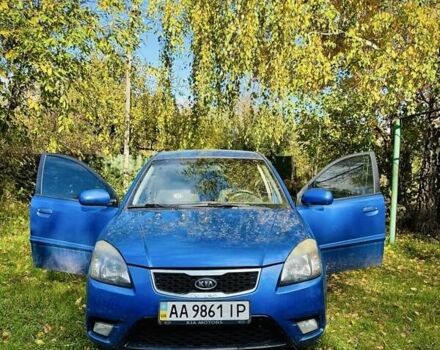 Синий Киа Рио, объемом двигателя 1.4 л и пробегом 250 тыс. км за 5200 $, фото 6 на Automoto.ua