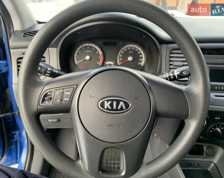 Синій Кіа Ріо, об'ємом двигуна 1.4 л та пробігом 57 тис. км за 6750 $, фото 15 на Automoto.ua