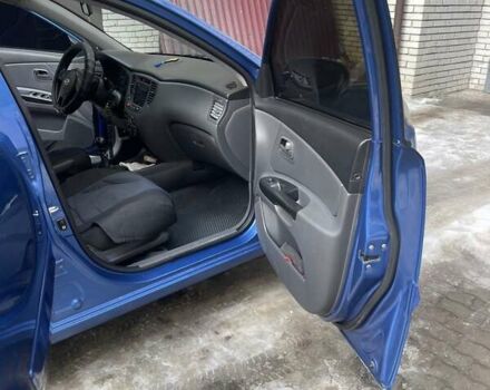 Синий Киа Рио, объемом двигателя 1.4 л и пробегом 177 тыс. км за 5000 $, фото 6 на Automoto.ua