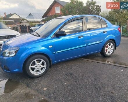 Синий Киа Рио, объемом двигателя 1.4 л и пробегом 308 тыс. км за 4500 $, фото 5 на Automoto.ua