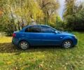 Синий Киа Рио, объемом двигателя 1.4 л и пробегом 300 тыс. км за 5000 $, фото 1 на Automoto.ua