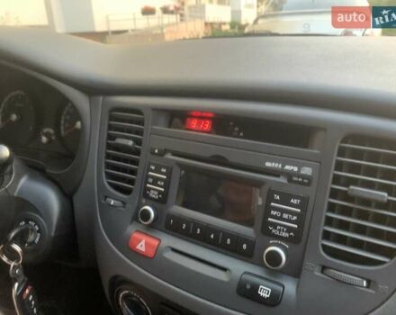 Синий Киа Рио, объемом двигателя 1.4 л и пробегом 62 тыс. км за 6500 $, фото 6 на Automoto.ua