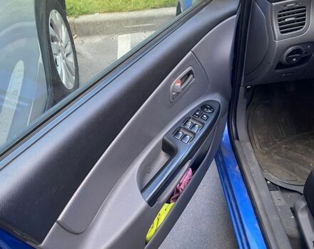 Синій Кіа Ріо, об'ємом двигуна 1.4 л та пробігом 88 тис. км за 6100 $, фото 7 на Automoto.ua