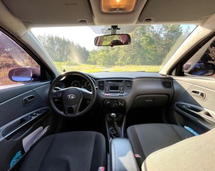 Синий Киа Рио, объемом двигателя 1.4 л и пробегом 138 тыс. км за 6950 $, фото 12 на Automoto.ua