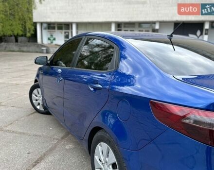 Синий Киа Рио, объемом двигателя 1.59 л и пробегом 273 тыс. км за 7550 $, фото 5 на Automoto.ua