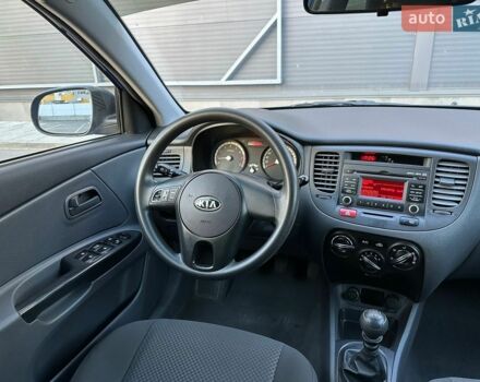 Синий Киа Рио, объемом двигателя 1.4 л и пробегом 88 тыс. км за 5990 $, фото 25 на Automoto.ua