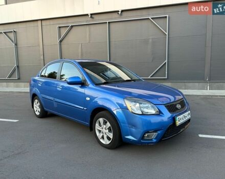 Синий Киа Рио, объемом двигателя 1.4 л и пробегом 88 тыс. км за 5990 $, фото 1 на Automoto.ua