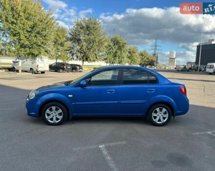 Синий Киа Рио, объемом двигателя 1.4 л и пробегом 88 тыс. км за 5250 $, фото 4 на Automoto.ua