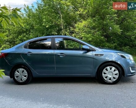Синій Кіа Ріо, об'ємом двигуна 1.59 л та пробігом 128 тис. км за 6800 $, фото 3 на Automoto.ua