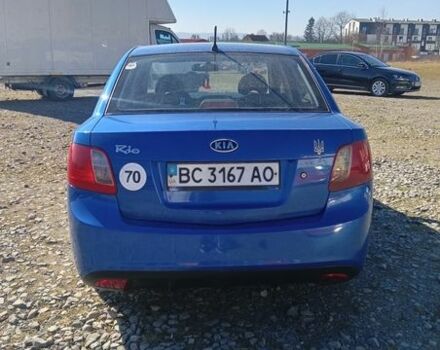 Синій Кіа Ріо, об'ємом двигуна 1.4 л та пробігом 211 тис. км за 3700 $, фото 3 на Automoto.ua