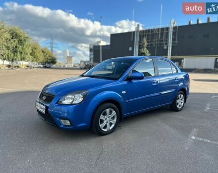 Синий Киа Рио, объемом двигателя 1.4 л и пробегом 88 тыс. км за 5250 $, фото 1 на Automoto.ua