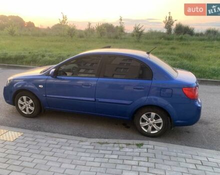 Синий Киа Рио, объемом двигателя 1.4 л и пробегом 62 тыс. км за 6500 $, фото 3 на Automoto.ua
