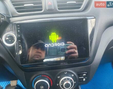 Синий Киа Рио, объемом двигателя 1.4 л и пробегом 155 тыс. км за 8100 $, фото 20 на Automoto.ua