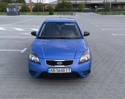 Синий Киа Рио, объемом двигателя 1.4 л и пробегом 220 тыс. км за 3799 $, фото 4 на Automoto.ua