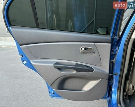 Синий Киа Рио, объемом двигателя 1.4 л и пробегом 88 тыс. км за 5990 $, фото 21 на Automoto.ua