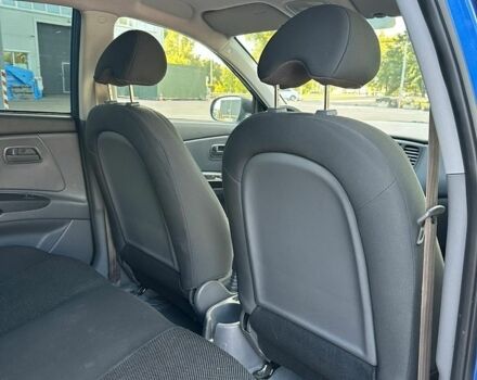 Синий Киа Рио, объемом двигателя 1.4 л и пробегом 88 тыс. км за 5250 $, фото 23 на Automoto.ua