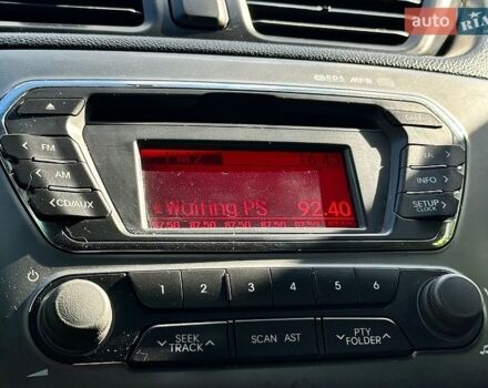 Синій Кіа Ріо, об'ємом двигуна 1.59 л та пробігом 128 тис. км за 6800 $, фото 24 на Automoto.ua