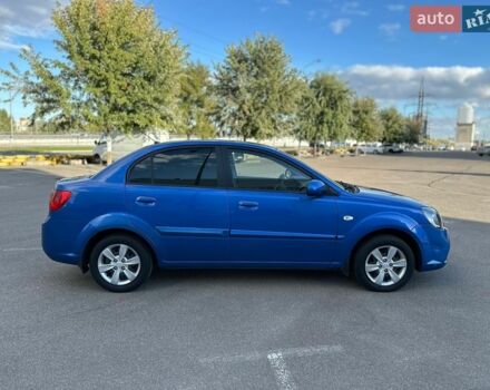 Синий Киа Рио, объемом двигателя 1.4 л и пробегом 88 тыс. км за 5250 $, фото 5 на Automoto.ua