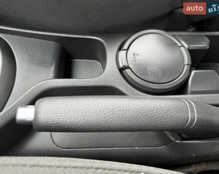 Синій Кіа Ріо, об'ємом двигуна 1.4 л та пробігом 138 тис. км за 6950 $, фото 39 на Automoto.ua