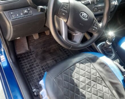 Синій Кіа Ріо, об'ємом двигуна 1.6 л та пробігом 211 тис. км за 7300 $, фото 12 на Automoto.ua
