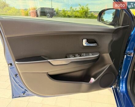 Синий Киа Рио, объемом двигателя 1.59 л и пробегом 110 тыс. км за 7800 $, фото 56 на Automoto.ua