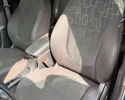 Синий Киа Рио, объемом двигателя 1.59 л и пробегом 110 тыс. км за 7800 $, фото 27 на Automoto.ua