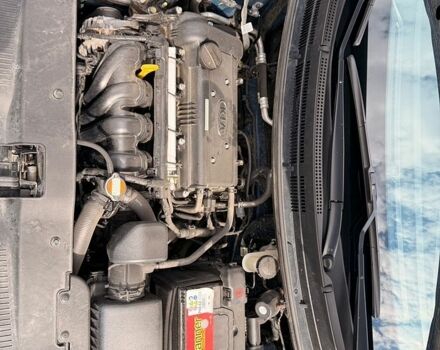 Синий Киа Рио, объемом двигателя 1.59 л и пробегом 110 тыс. км за 7800 $, фото 12 на Automoto.ua
