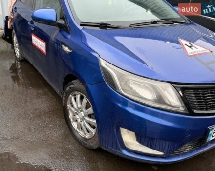 Синій Кіа Ріо, об'ємом двигуна 1.4 л та пробігом 235 тис. км за 2500 $, фото 5 на Automoto.ua