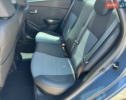 Синий Киа Рио, объемом двигателя 1.4 л и пробегом 216 тыс. км за 8500 $, фото 24 на Automoto.ua