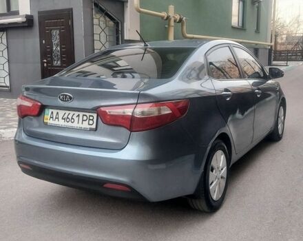 Синій Кіа Ріо, об'ємом двигуна 1.6 л та пробігом 182 тис. км за 7900 $, фото 4 на Automoto.ua