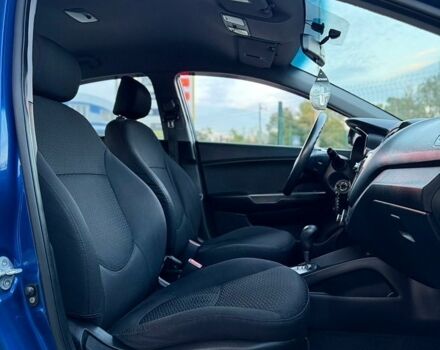 Синий Киа Рио, объемом двигателя 1.4 л и пробегом 138 тыс. км за 8399 $, фото 17 на Automoto.ua