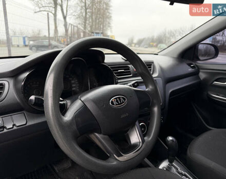Синій Кіа Ріо, об'ємом двигуна 1.4 л та пробігом 187 тис. км за 6750 $, фото 19 на Automoto.ua