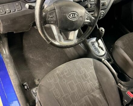 Синій Кіа Ріо, об'ємом двигуна 1.59 л та пробігом 222 тис. км за 5950 $, фото 7 на Automoto.ua