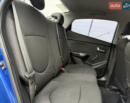 Синій Кіа Ріо, об'ємом двигуна 1.4 л та пробігом 187 тис. км за 6750 $, фото 23 на Automoto.ua