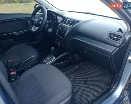 Киа Рио 2012 в Полтаве на Automoto.ua Синий Киа Рио, объемом двигателя 1.4 л и пробегом 142 тыс. км за 7999 $, фото 39 на Automoto.ua