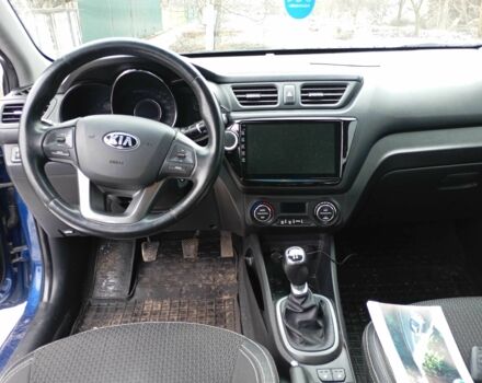 Синий Киа Рио, объемом двигателя 1.6 л и пробегом 240 тыс. км за 5818 $, фото 6 на Automoto.ua