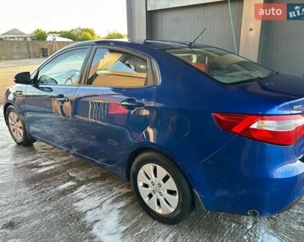 Синий Киа Рио, объемом двигателя 1.6 л и пробегом 248 тыс. км за 7500 $, фото 2 на Automoto.ua