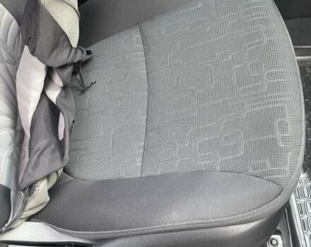 Синій Кіа Ріо, об'ємом двигуна 1.59 л та пробігом 58 тис. км за 8500 $, фото 7 на Automoto.ua
