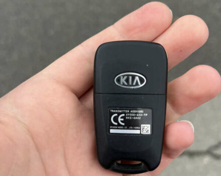 Синий Киа Рио, объемом двигателя 1.59 л и пробегом 143 тыс. км за 14000 $, фото 11 на Automoto.ua