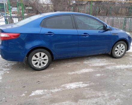 Синий Киа Рио, объемом двигателя 1.6 л и пробегом 210 тыс. км за 6100 $, фото 3 на Automoto.ua