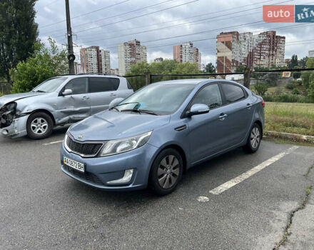 Синий Киа Рио, объемом двигателя 1.59 л и пробегом 143 тыс. км за 14000 $, фото 2 на Automoto.ua