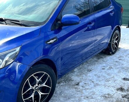 Синий Киа Рио, объемом двигателя 1.4 л и пробегом 13800 тыс. км за 8000 $, фото 1 на Automoto.ua