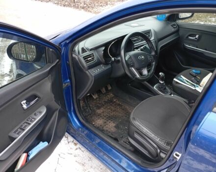 Синий Киа Рио, объемом двигателя 1.6 л и пробегом 240 тыс. км за 5818 $, фото 7 на Automoto.ua