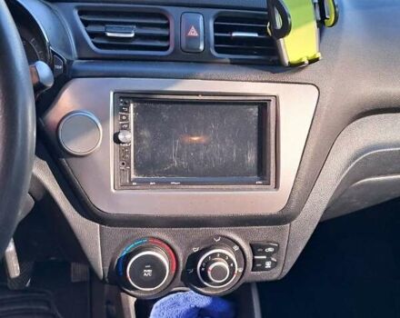 Синій Кіа Ріо, об'ємом двигуна 1.4 л та пробігом 120 тис. км за 7100 $, фото 10 на Automoto.ua