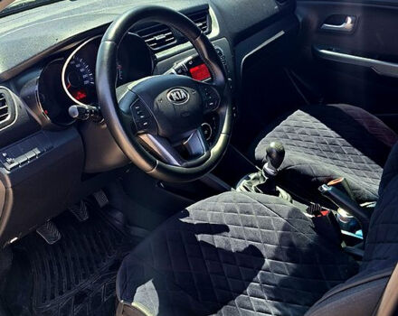 Синій Кіа Ріо, об'ємом двигуна 1.4 л та пробігом 161 тис. км за 7500 $, фото 7 на Automoto.ua
